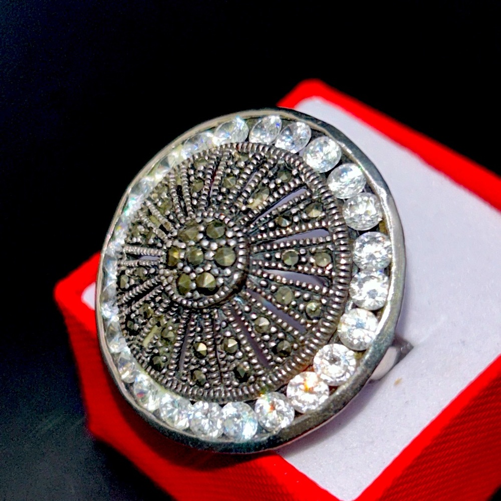 Vintage Ring 925 Marcasite White Gemstone Ornate Cocktail Statement Domed  SZ 7